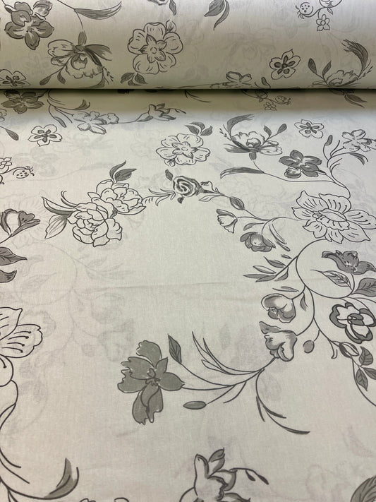 Attēls ar 100% Kokvilnas audums - pelēki ziedi uz pelēcīga fona 220cm 146 g/m² – pieejams Šarlotes audumi
