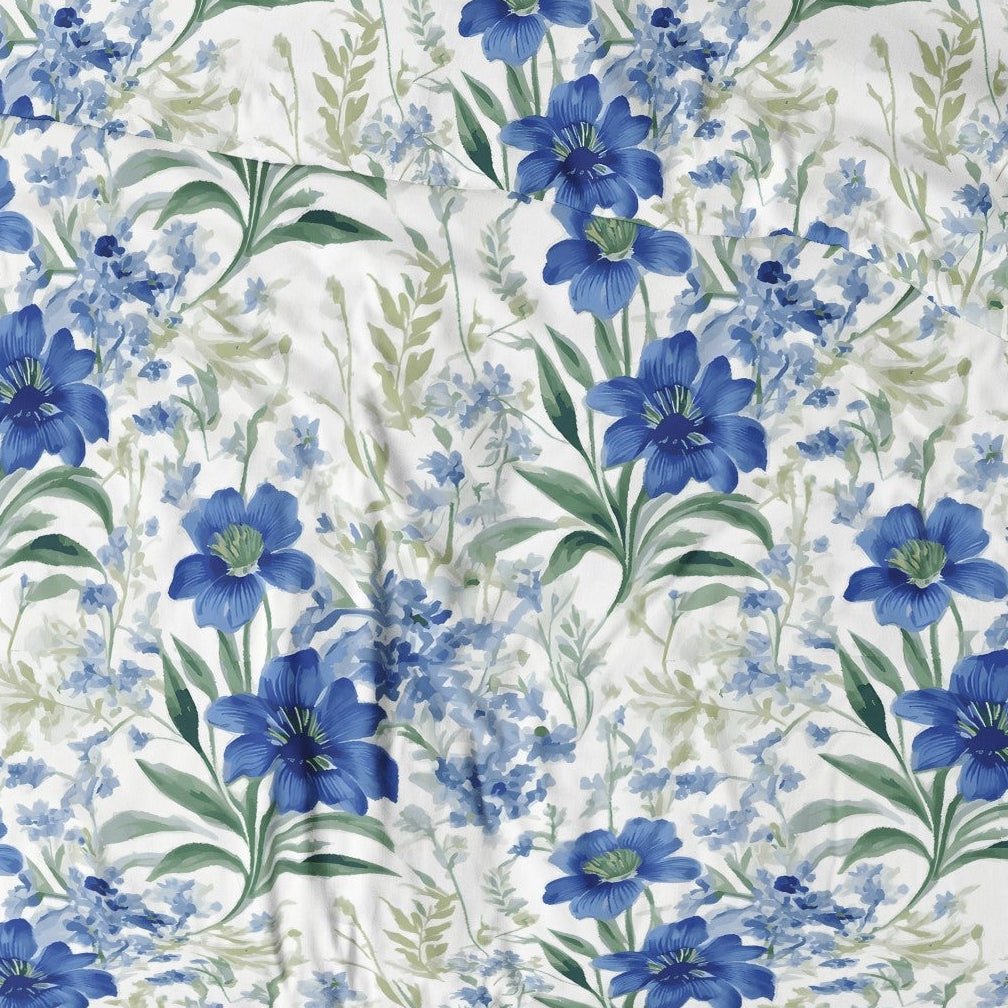 Attēls ar 100% Kokvilnas audums - zili ziedi 125 g/m² – pieejams Šarlotes audumi