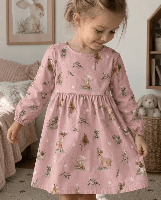 Bild mit Flanell aus 100 % Baumwolle mit Blumen auf Rosa – online erhältlich bei Šarlotes audumi