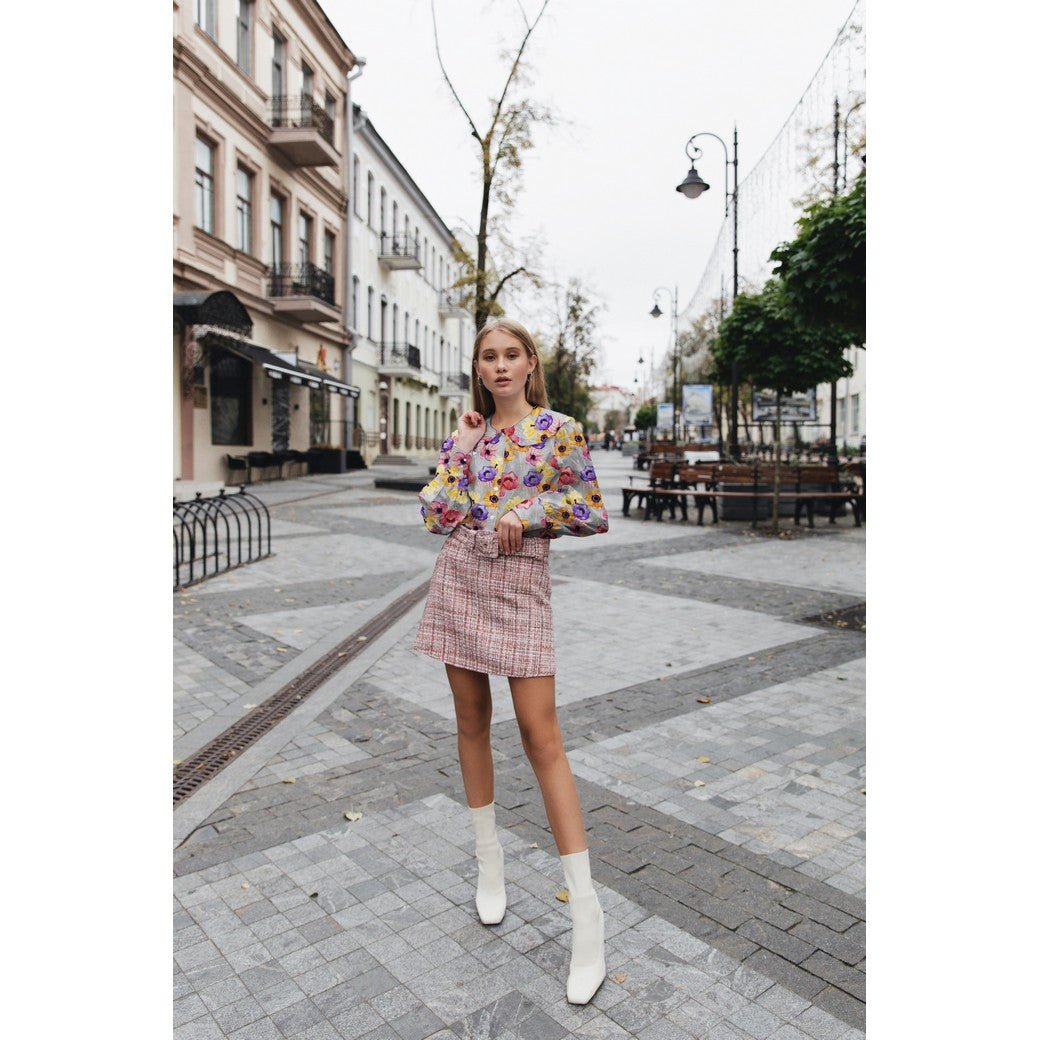 Attēls ar 100% Viskozes audums - krāsainas magones uz pelēka fona 135 g/m² – pieejams Šarlotes audumi