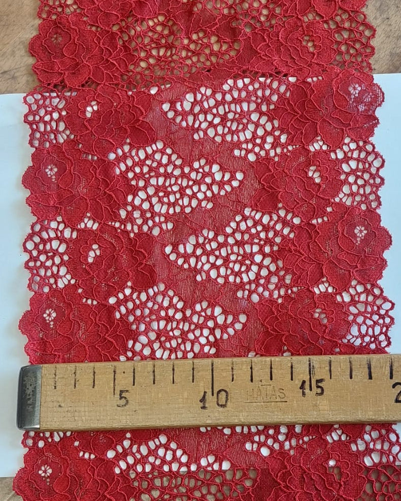 Elastīga mežģīne 20 cm-ķiršu sarkana