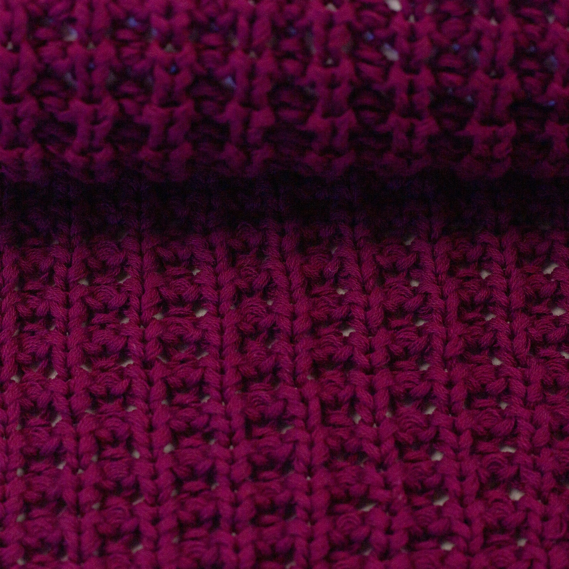 Attēls ar Biezs 100% kokvilnas adījums - bordo 615 g/m² – pieejams Šarlotes audumi