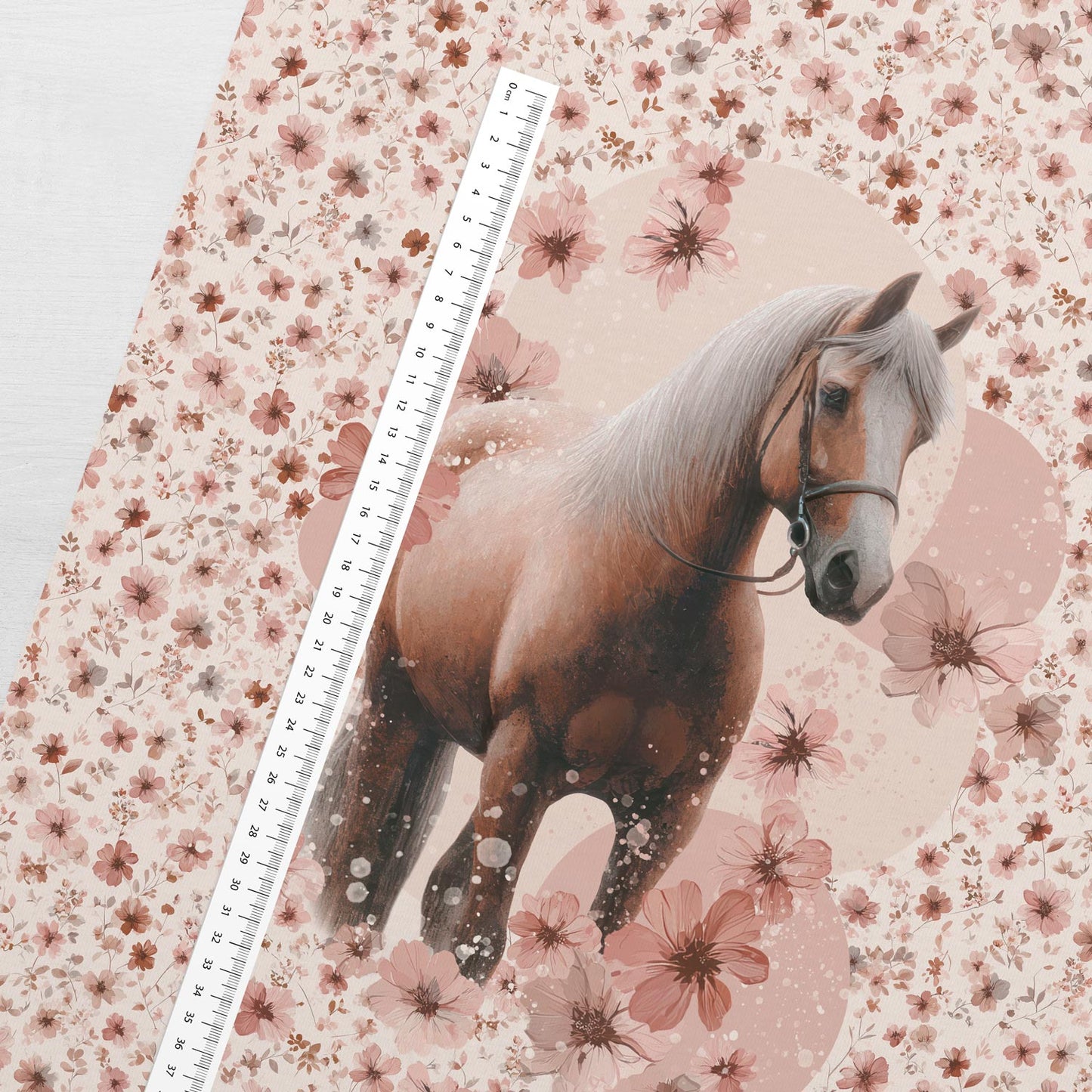 Image avec panneau en maille bouclette 40x50 cm - cavalier pastel 250 g/m² – disponible chez Šarlotes audumi