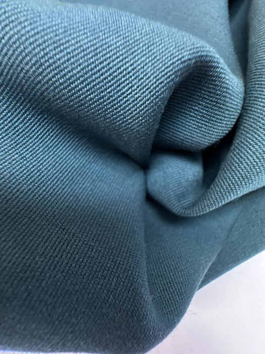 Itālijas tvila kostīmaudums | 55% vilna | 45% poliamīds | 220 g/m² | 150 cm