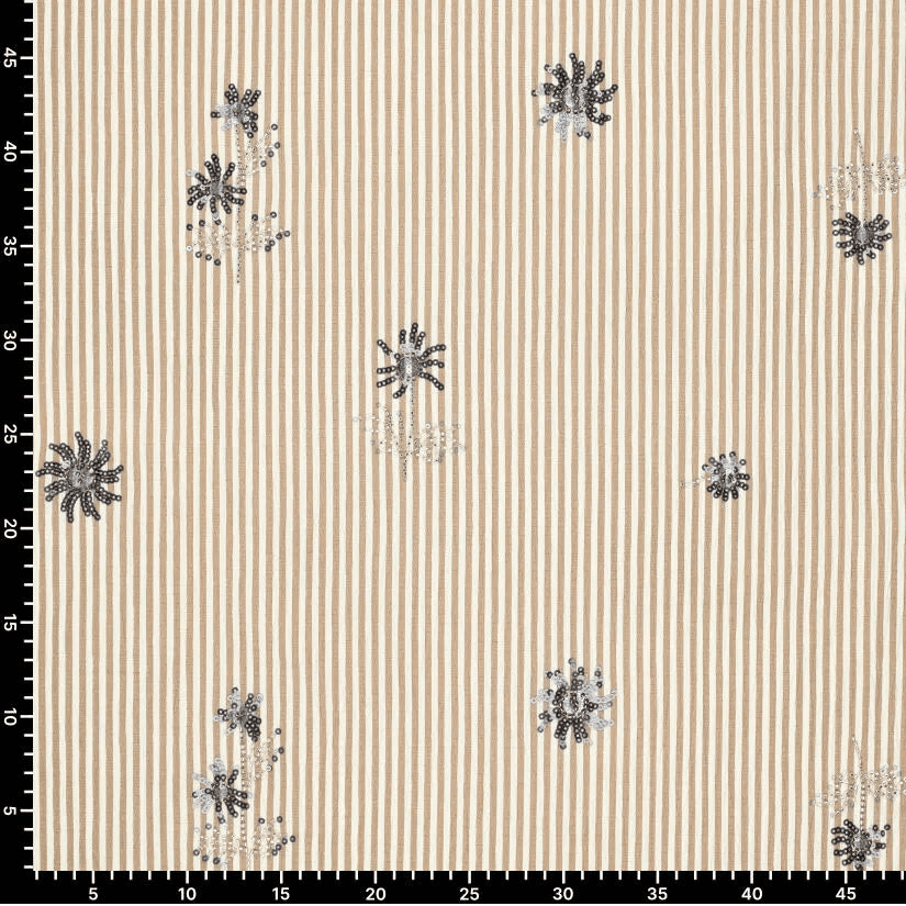 Tissu pour chemise en élasthanne - beige rayé avec perles brodées 135 g/m² – disponible chez Šarlotes audumi