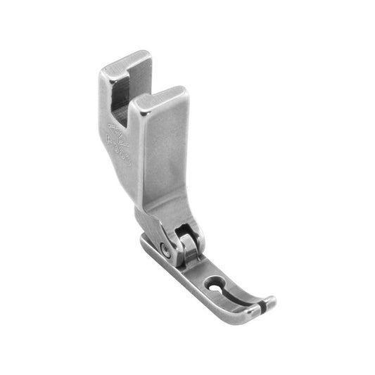 Attēls ar Rūpniecisko šujmašīnu pēdiņa - rāvējslēdzējiem, divpusēja, šaura – pieejams Šarlotes audumi