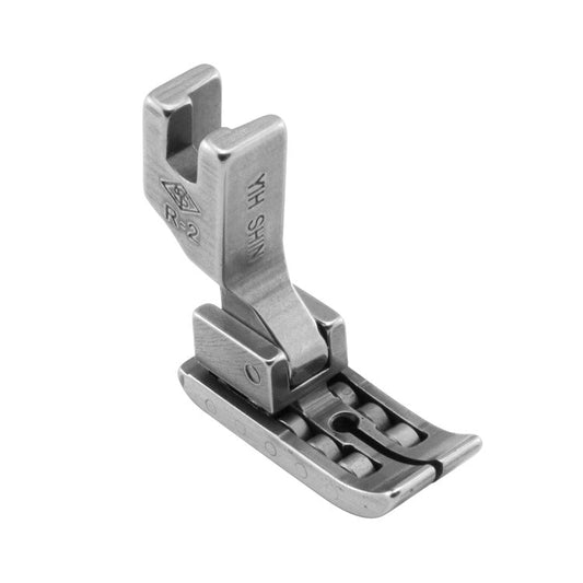 Attēls ar Rūpniecisko šujmašīnu pēdiņa - rullīšu pēdiņa – pieejams Šarlotes audumi