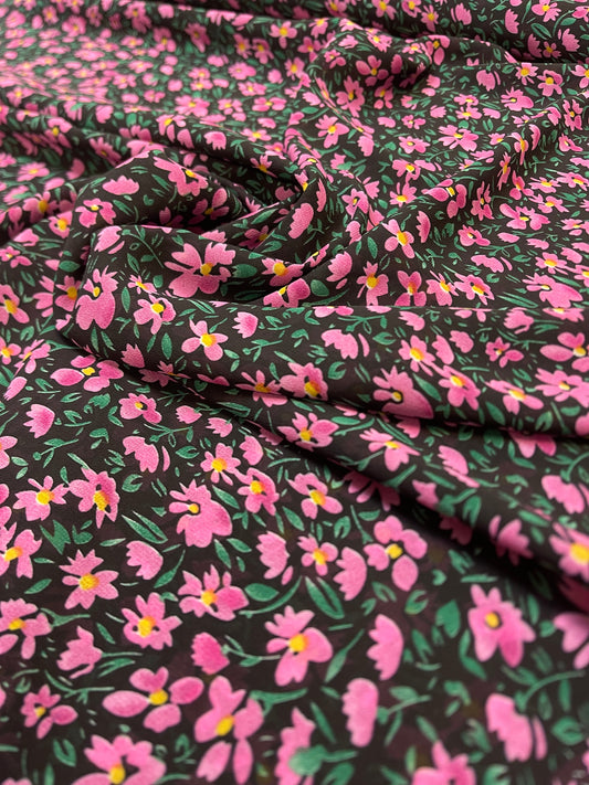 Šifons - rozā ziediņi | 150 cm | 65 g/m²