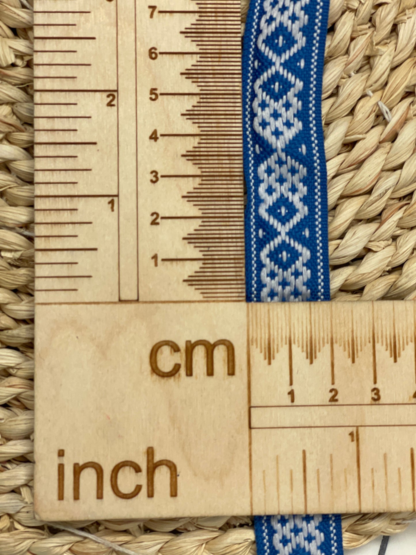 Tautiskā lente, josta 22mm - zila ar baltu - LV