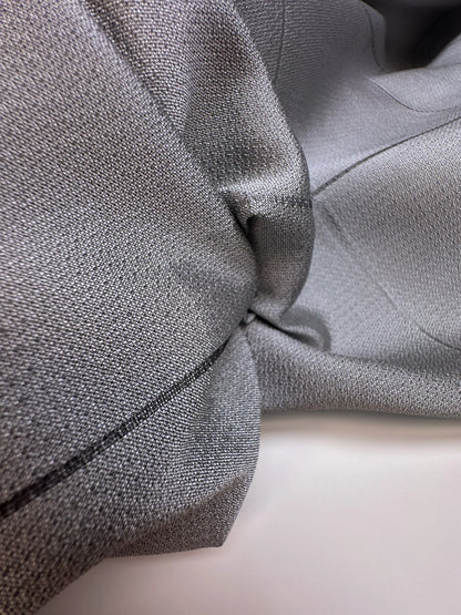 Tissu italien en viscose et soie à carreaux gris – 120 g/m²