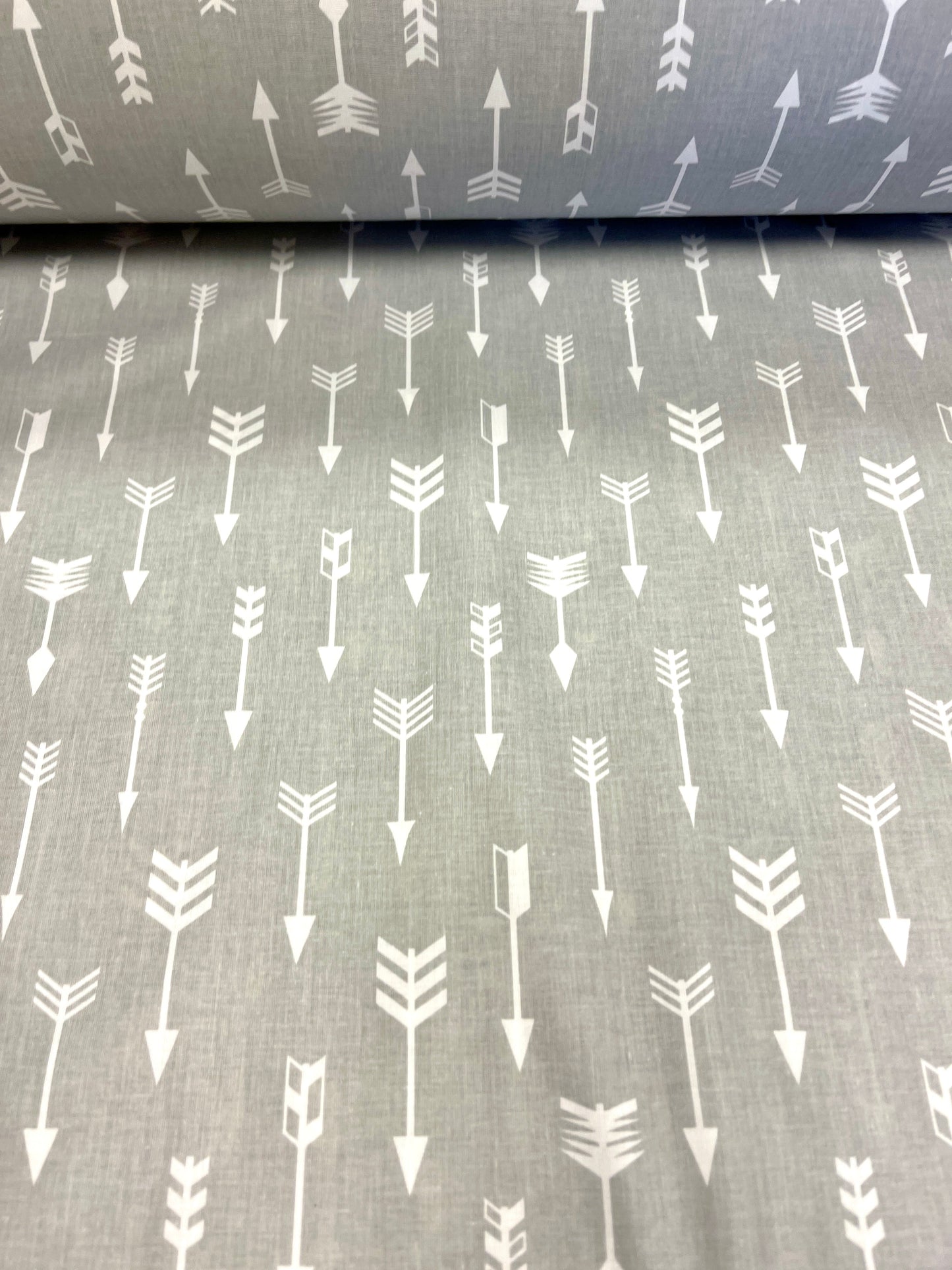 Attēls ar 100% Kokvilnas audums - bultas 125 g/m² – pieejams Šarlotes audumi