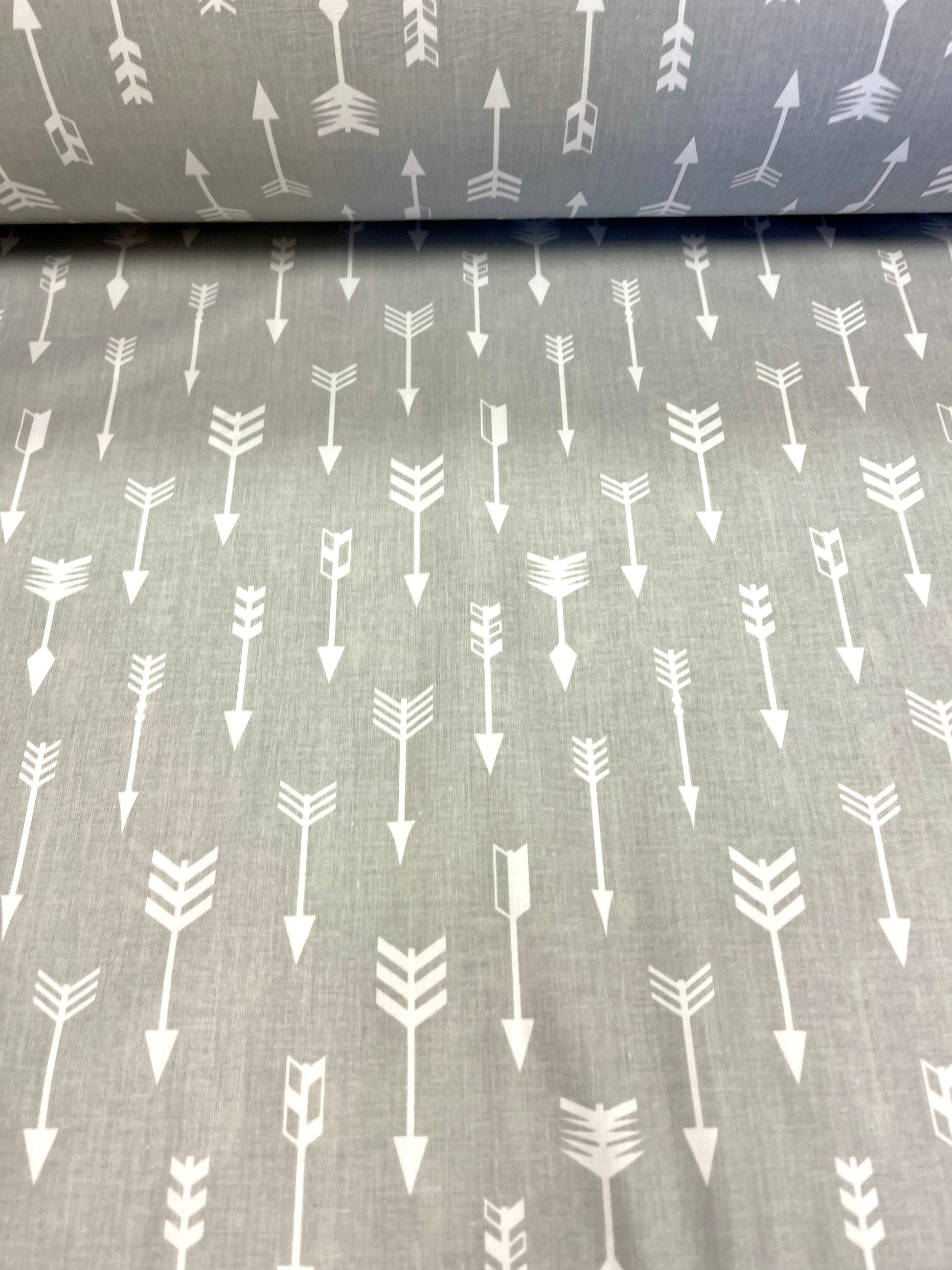 Attēls ar 100% Kokvilnas audums - bultas 125 g/m² – pieejams Šarlotes audumi