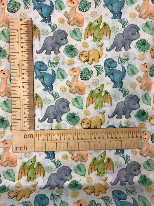 Attēls ar 100% Kokvilnas audums - dino 125 g/m² – pieejams Šarlotes audumi