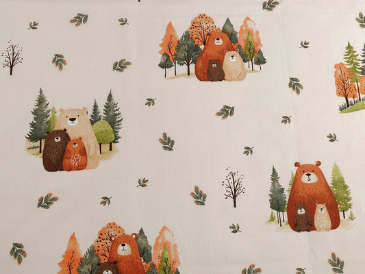 Attēls ar 100% Kokvilnas audums - lāču ģimene uz bēša fona 125 g/m² – pieejams Šarlotes audumi