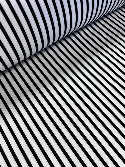 Tissu 100 % coton - lignes noires et blanches 125 g/m²