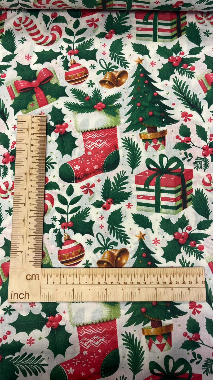 Bild mit 100% Baumwollstoff – Weihnachten, online erhältlich bei Šarlotes audumi