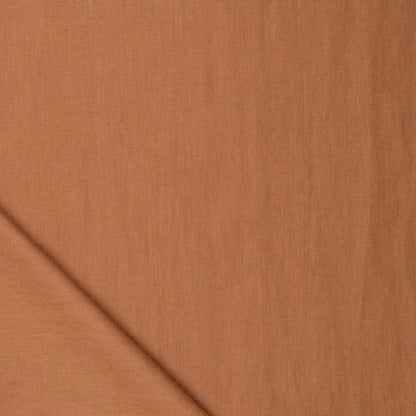 Image d’un tissu en lin adouci 100 % cognac 165 g/m² – disponible chez les tissus de Šarlote
