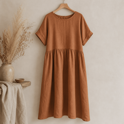 Image de tissu de lin assoupli couleur cognac 100 %, 165 g/m² – disponible chez Šarlotes audumi