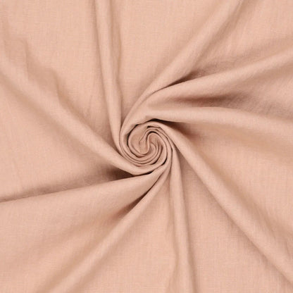 Image de tissu de lin adouci à 100 % - teinte sable rose 165 g/m² – disponible chez Šarlotes audumi