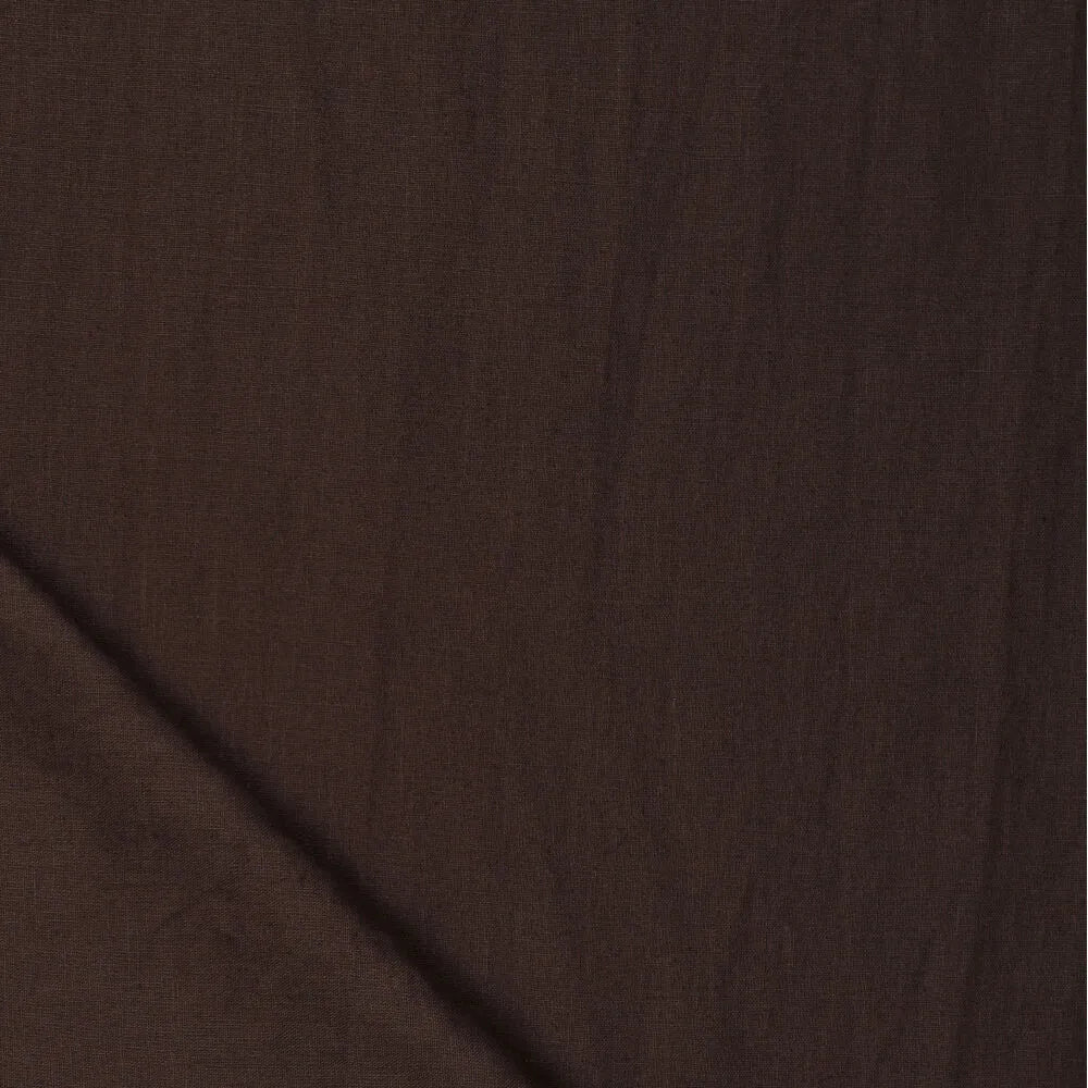 Image avec tissu de lin adouci 100 % - chocolat 165 g/m² – disponible chez Šarlotes audumi