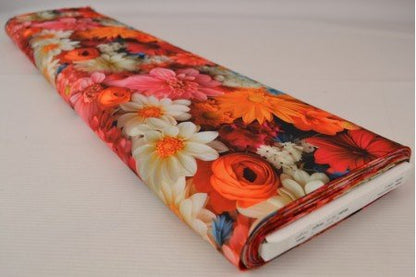 100% viscose fabric - flowers 110 g/m²