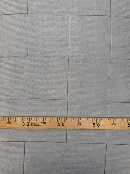 Tissu italien en viscose et soie à carreaux gris – 120 g/m²