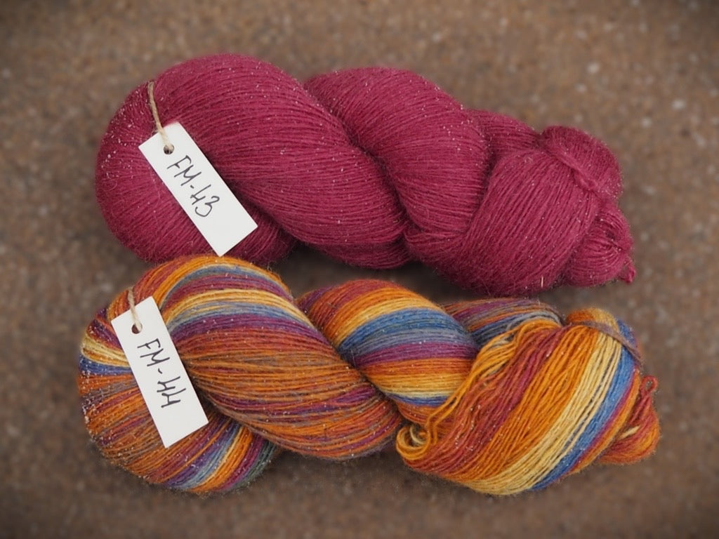 Siūlai Pāces vilnas fabrika 100% Merino- 100 g / 470 m