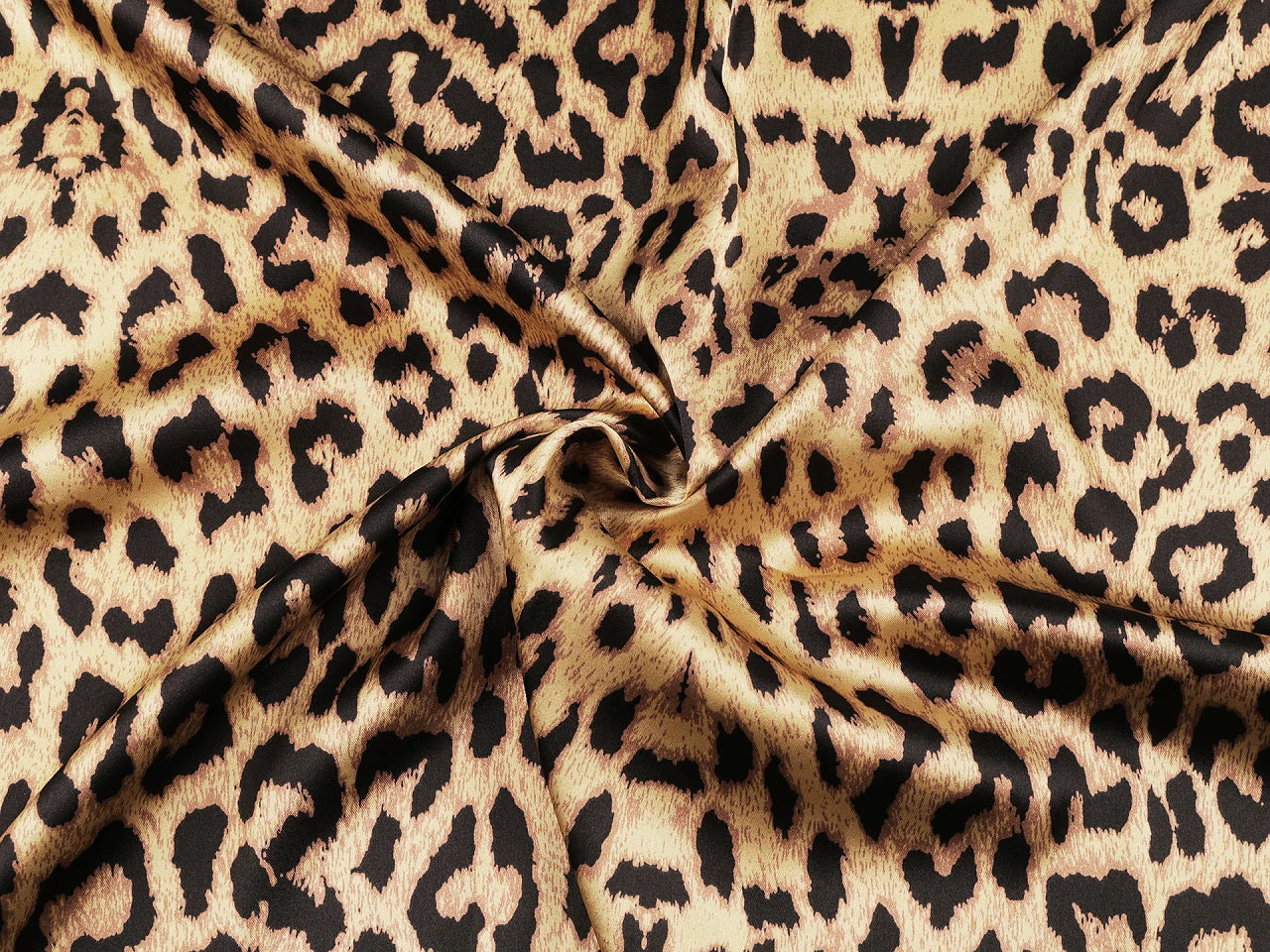 Satīns-leopards