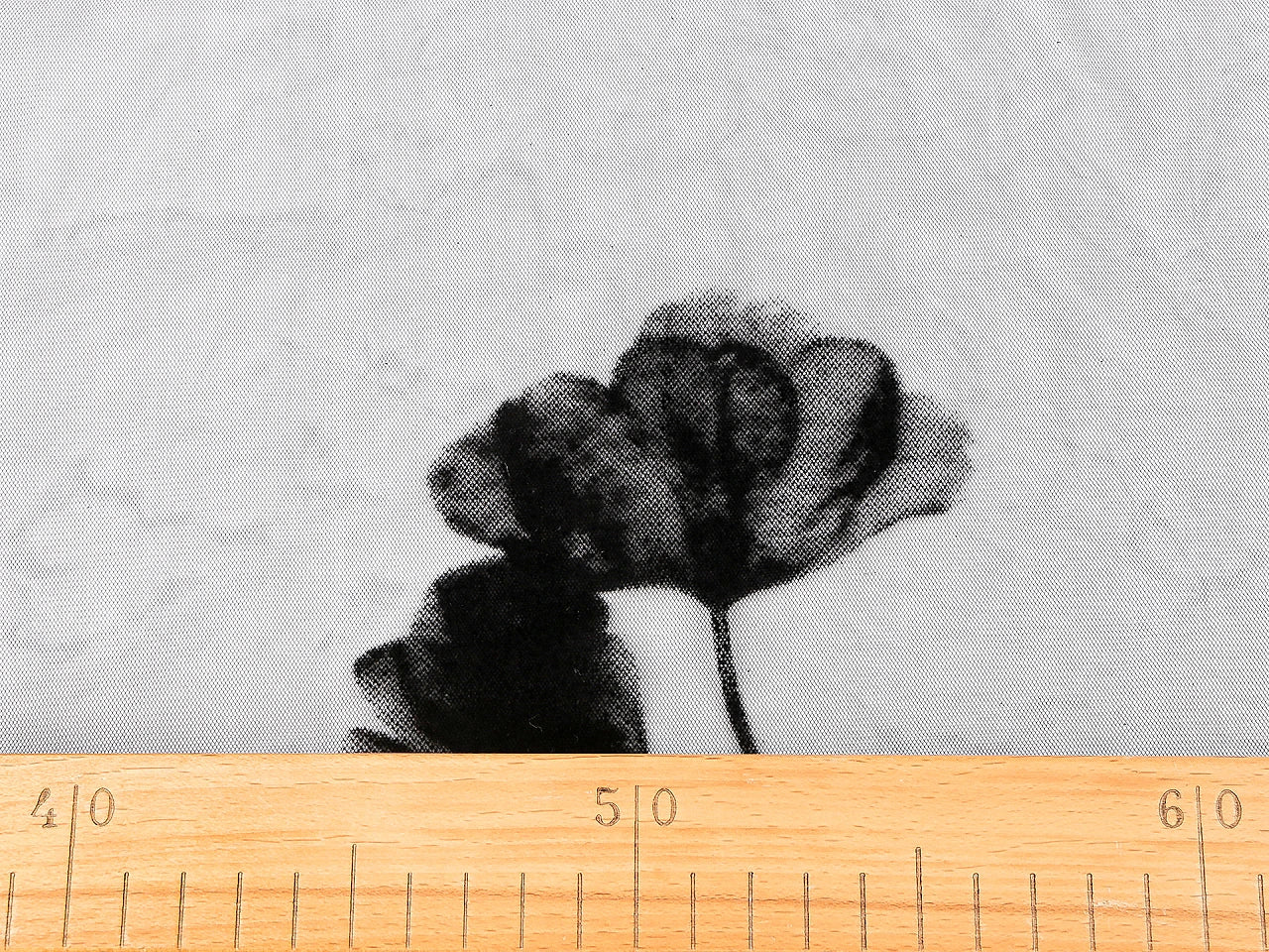 Izšūts tills ar ginko 29 g/m²