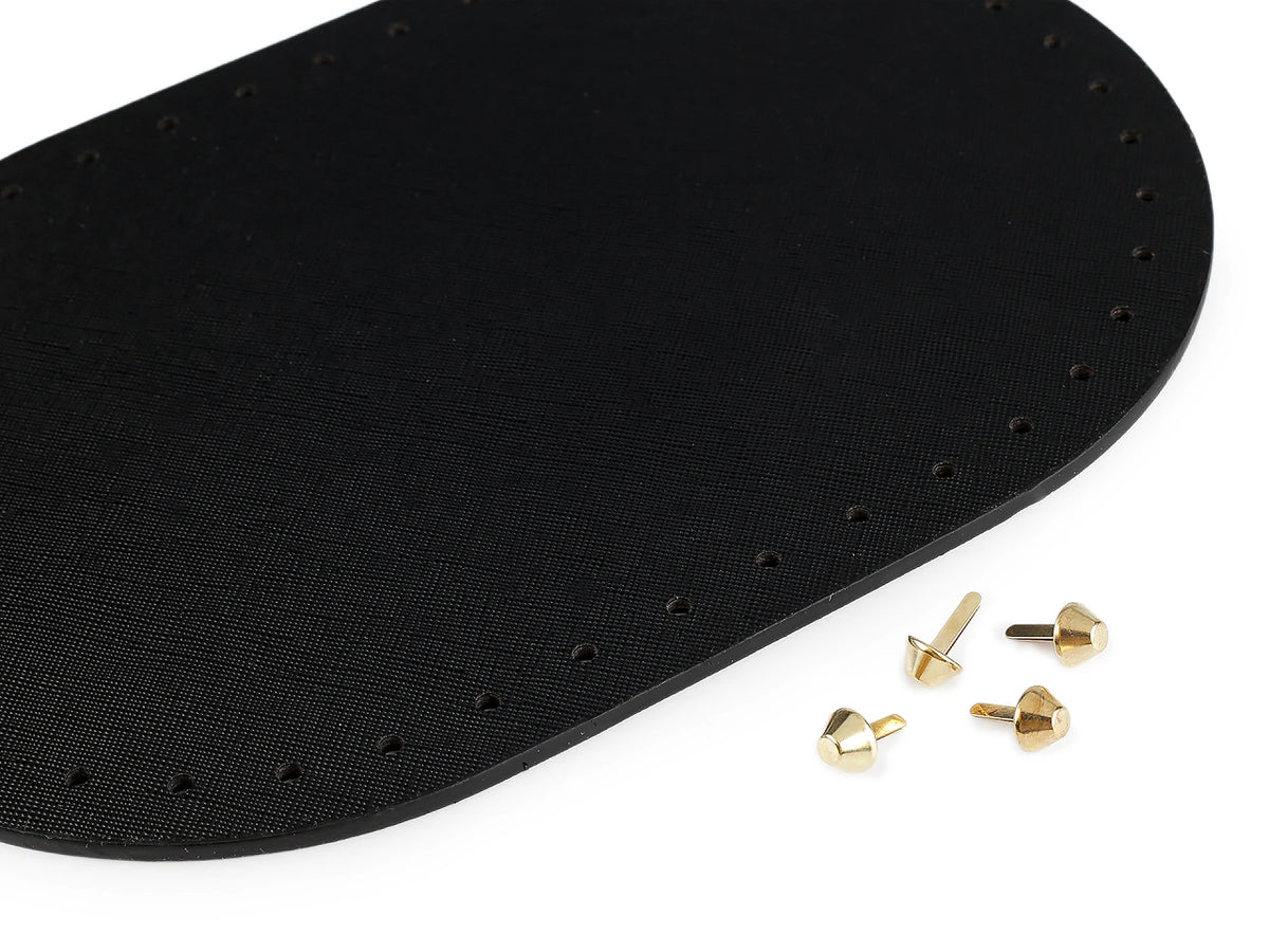 Taschenboden mit Metallfüßen – 18 × 27 cm