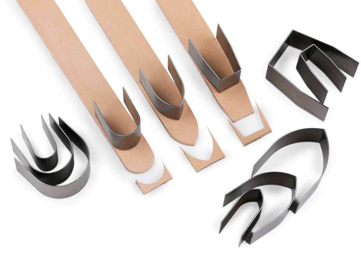 Stanzformen für Gürtelriemen-Enden aus Leder – 18-teiliges Set – online erhältlich bei Charlottes Stoffe
