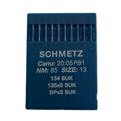 Image des aiguilles pour machines à coudre industrielles SCHMETZ DPx5 SUK – pour maille et denim (10 p.) – disponible chez Šarlotes audumi