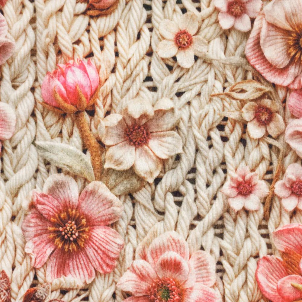 Bild von Alpenfleece-Stoff mit Blumen – warmer Strickstoff – online erhältlich bei Šarlotes audumi