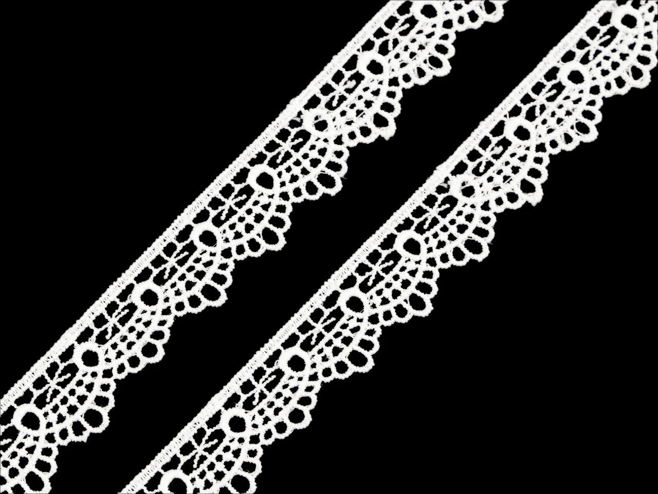 Attēls ar Dekoratīva gipūras mežģīne 17 mm-silti balta – pieejams internetā Šarlotes audumi
