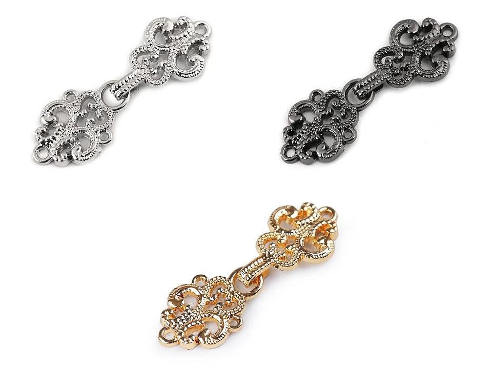 Attēls ar Dekoratīvs aizdares āķis apģērbiem|dažādu toņu – pieejams Šarlotes audumi