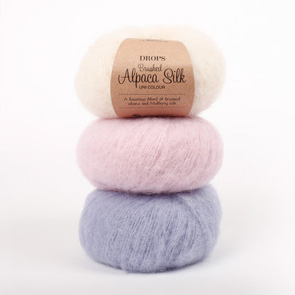 Image de la laine DROPS Brushed Alpaca Silk - 25 g / 140 m – disponible chez Šarlotes audumi