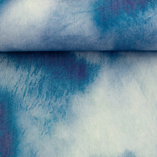 Dunkelblau-graues Jeansstoff-Batikmuster, 190 g/m² – erhältlich bei Šarlotes audumi