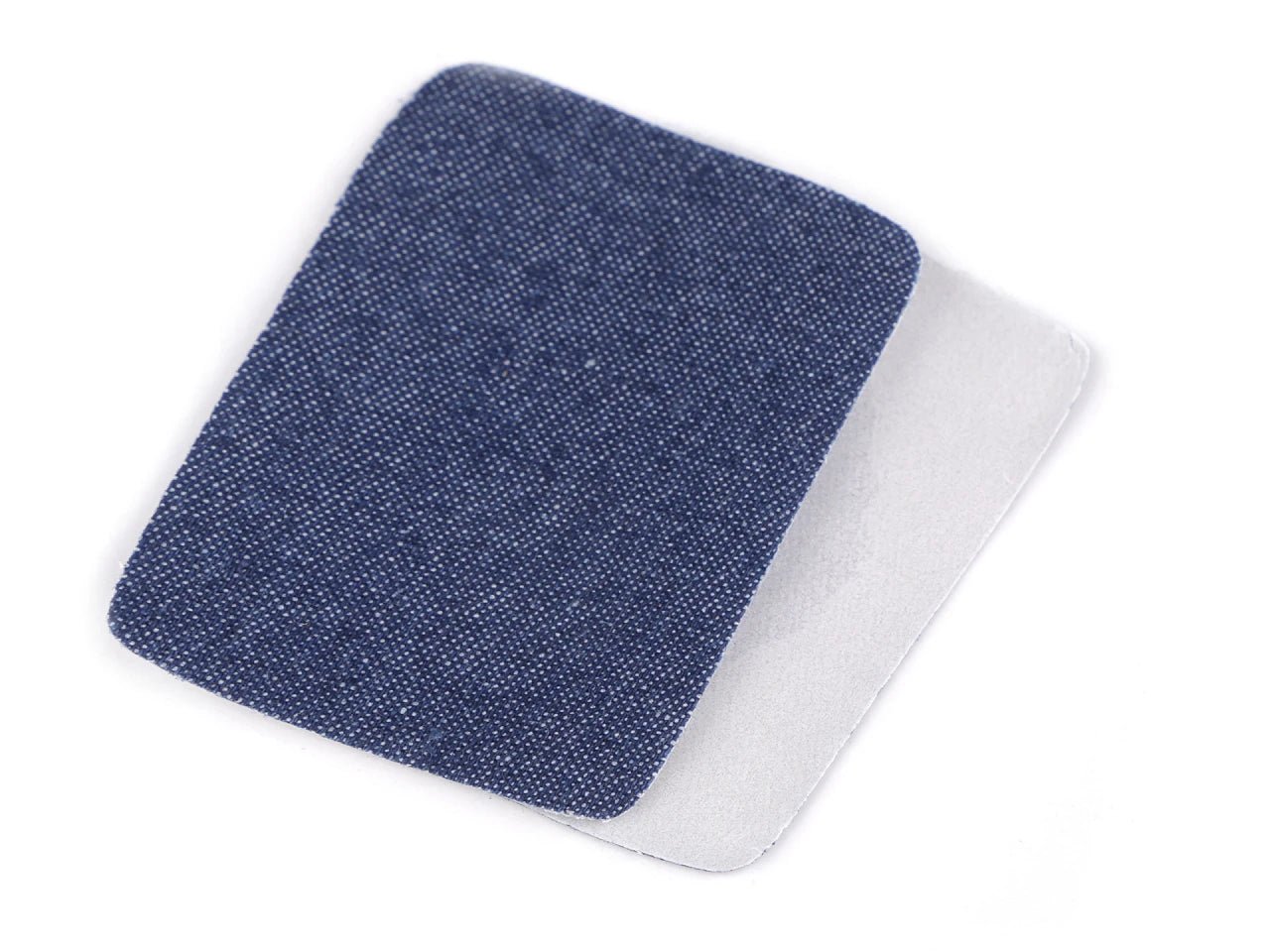 Image avec patch thermocollant en jean 5,3 × 7,9 cm, lot de 2 – disponible en ligne chez Tissus de Charlotte