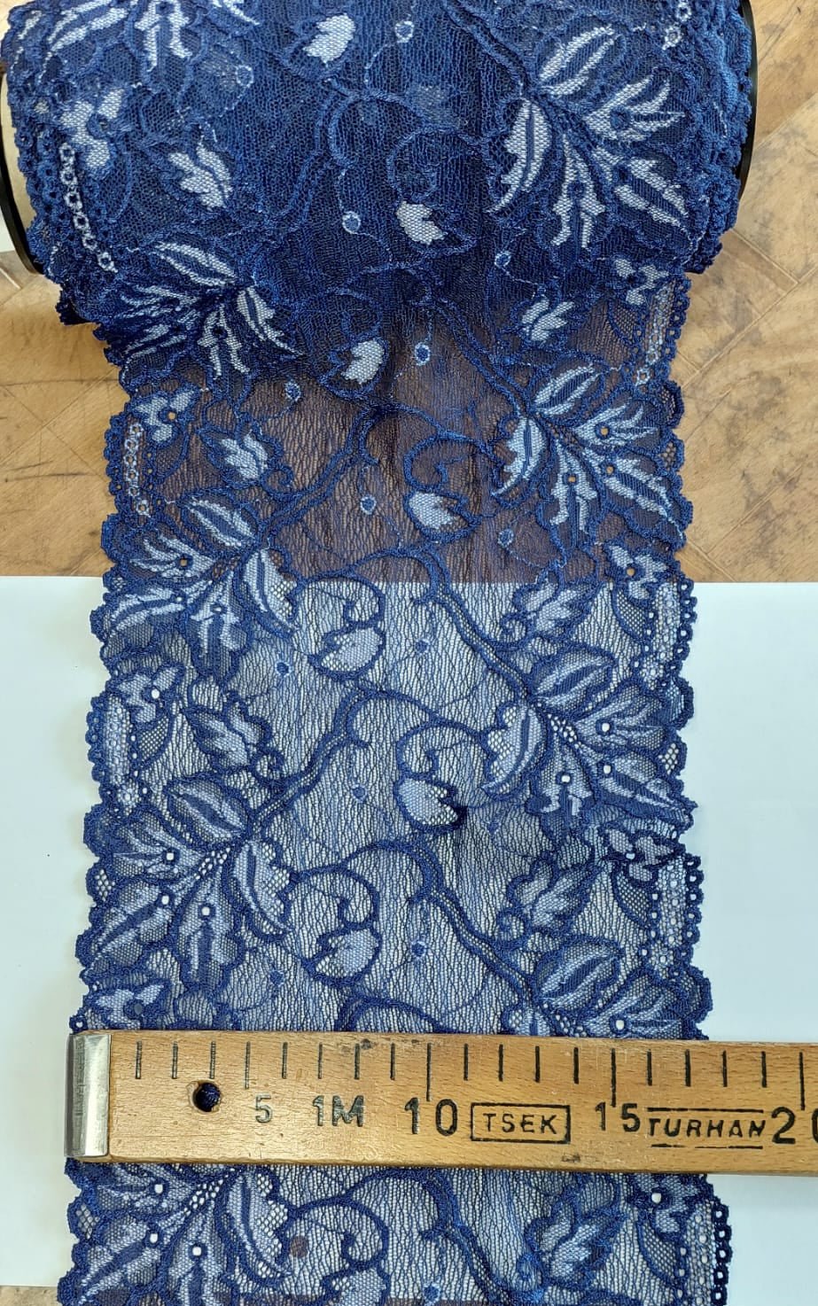 Image avec dentelle élastique 16 cm - bleu cobalt – disponible chez Šarlotes audumi
