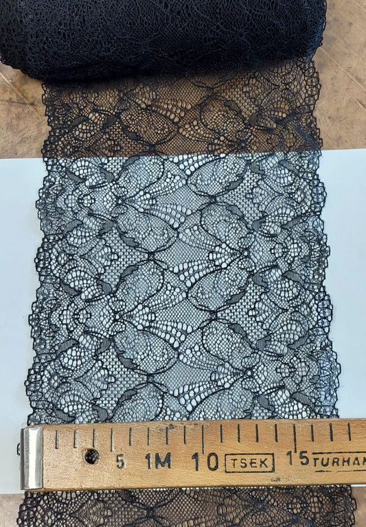 Attēls ar Elastīga mežģīne 18 cm- melna – pieejams Šarlotes audumi
