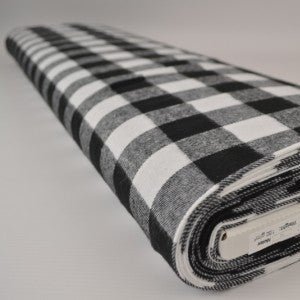 Attēls ar Flanelis - melns ar baltu 180 g/m² – pieejams Šarlotes audumi
