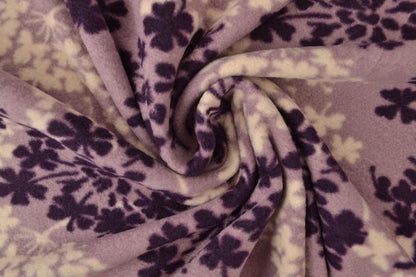 Image avec tissu polaire à motif d’arbres – violet/beige – disponible en ligne chez Šarlotes audumi