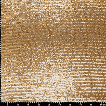 Image d'un tissu à paillettes doré - 285 g/m² – disponible chez Šarlotes audumi