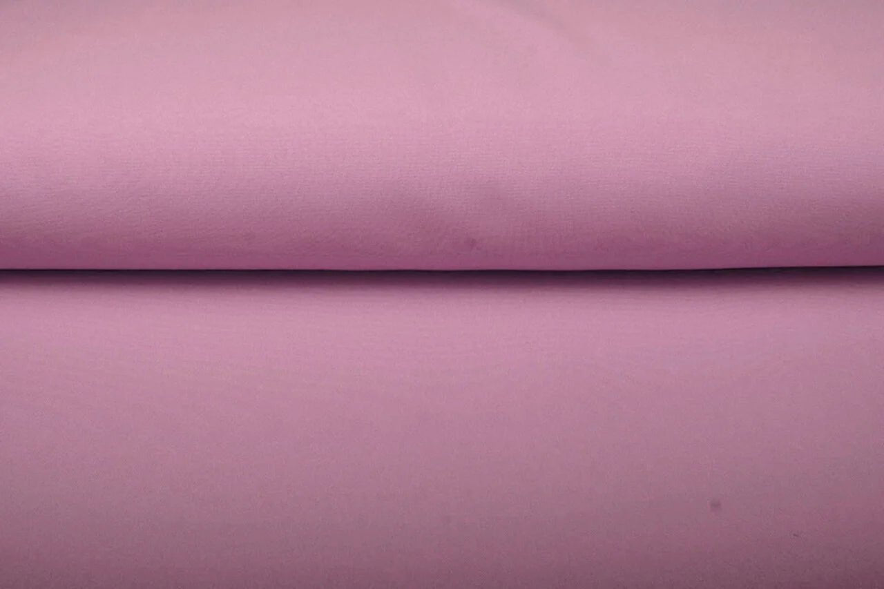 Bild mit rosa Gabardine 180 g/m² – erhältlich bei Šarlotes audumi