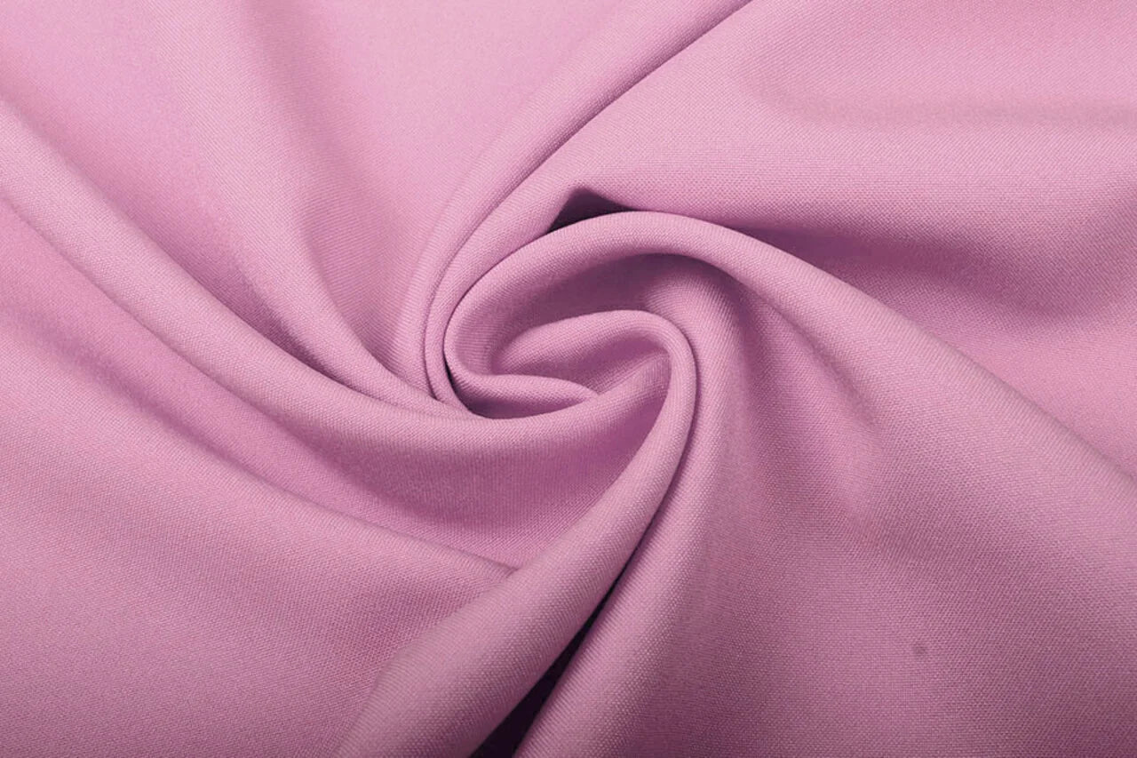 txt
Bild mit Gabardine in Rosa 180 g/m² – erhältlich bei Šarlotes audumi