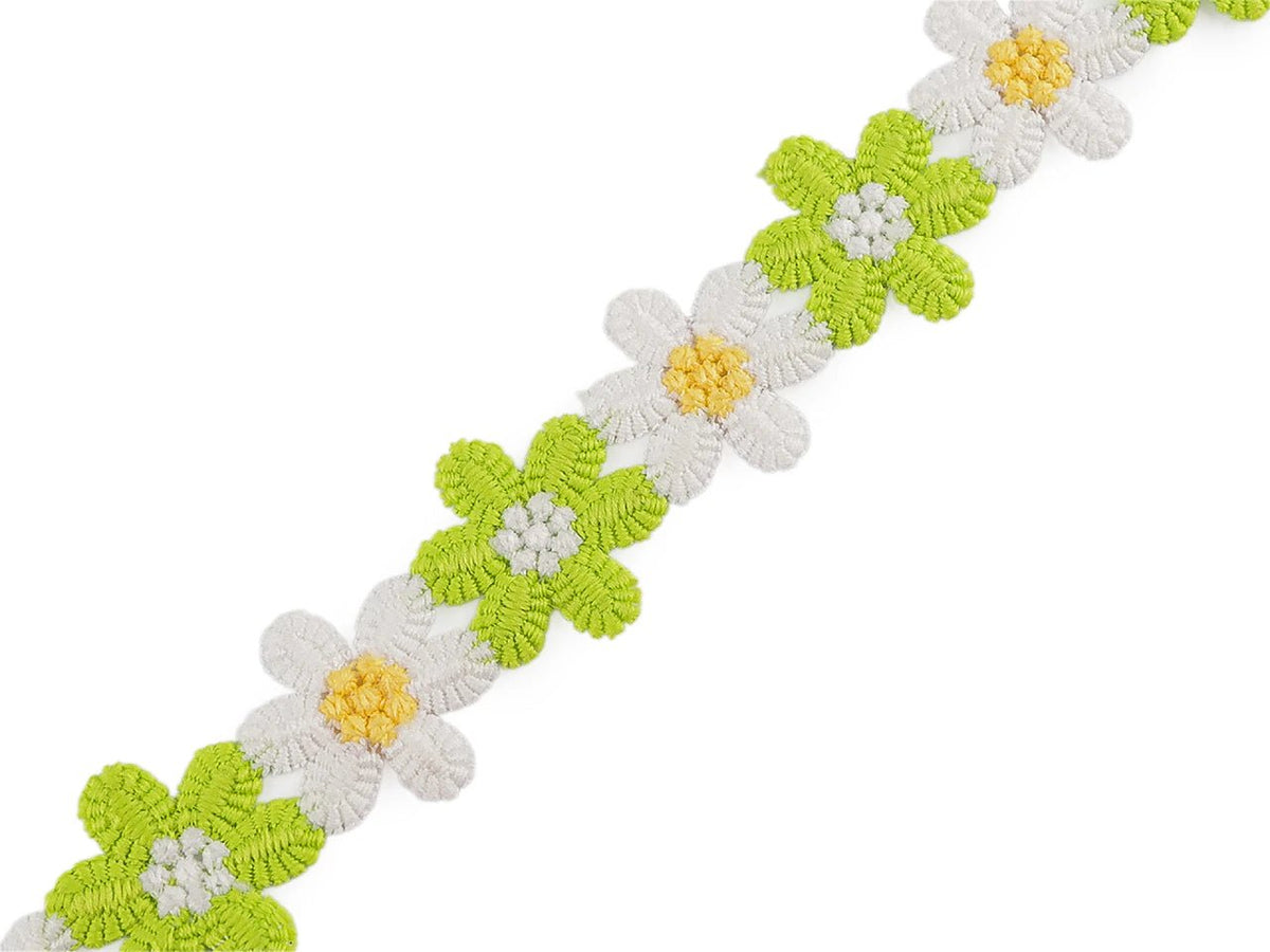 Bild von Gipürspitze mit Blumen – hellgrün und weiß, 30 mm – online bei Šarlotes audumi erhältlich