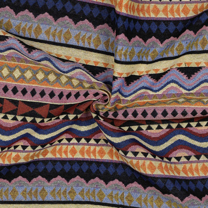 Image d’une tapisserie à motif moucheté 250 g/m² – disponible chez Šarlotes audumi