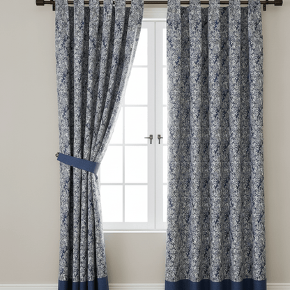 Image d'une tapisserie - motif bleu élégant 260 g/m² – disponible chez Šarlotes audumi