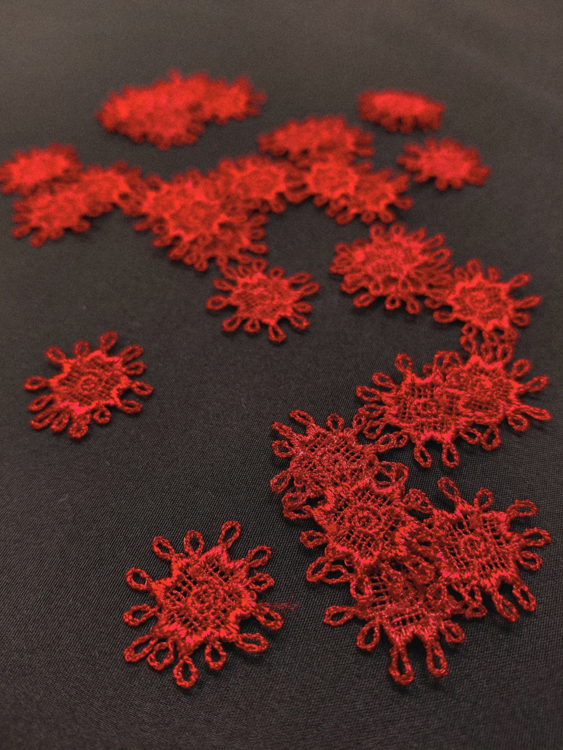 Image with patch/embroidered patch 2.5 x 2.5 cm – available at Šarlotes audumi