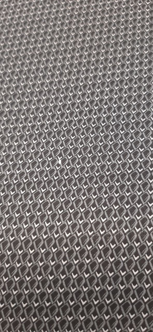 Attēls ar Itālijas apdrukāts kokvilnas poplīna audums – pelēks ģeometrisks raksts | 100% kokvilna | 100 g/m² | 147 cm – pieejams Šarlotes audumi
